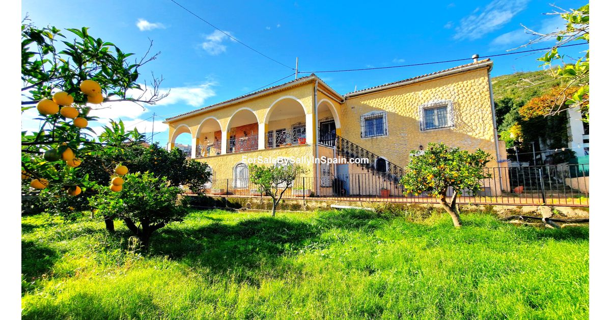 Villa for sale in Gandia, Valencia province € 249,000 Ref 10453235